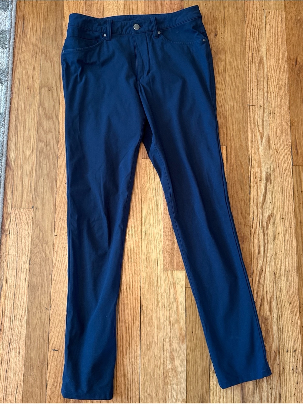 Men's Slim Lululemon Pants in Navy